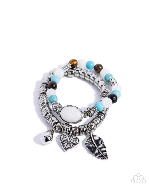 Seasonal Selfie - White