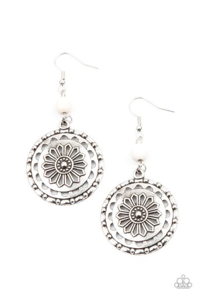 âFlowering Frontiers - White